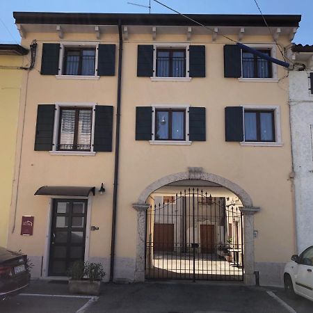 Hotel La casa della Ada Castelnuovo del Garda Exterior foto